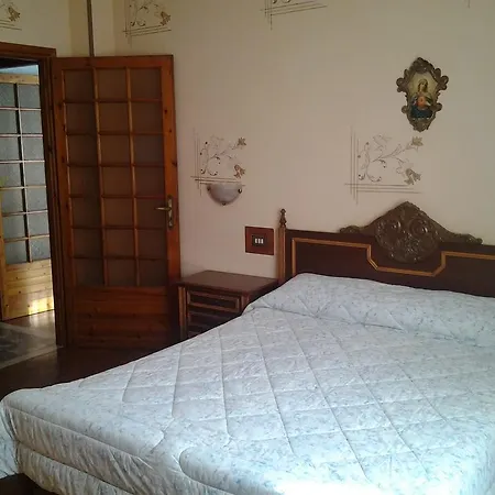 Casa Vacanze Natali Cipressa